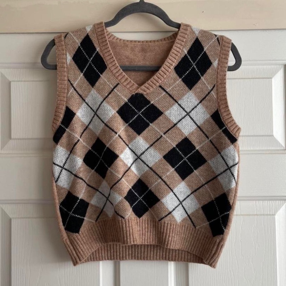 🤎 brown sweater vest 🤎